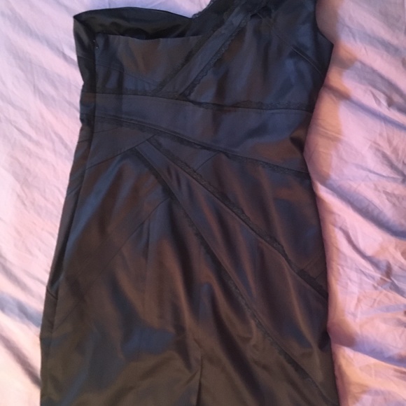 EUC JS Collections sz 10 black one shoulder dress - Picture 5 of 6